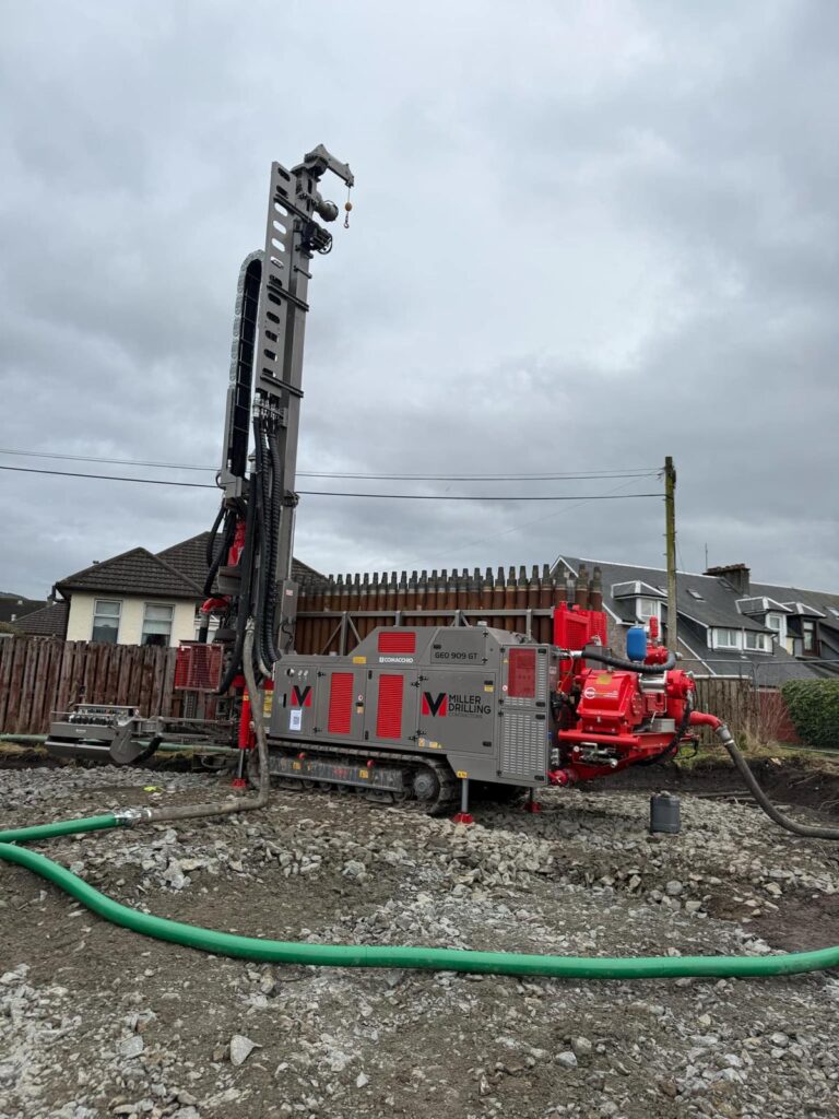 GEO909GT on location