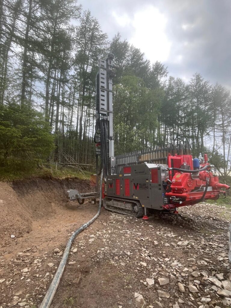 GEO909GT on location